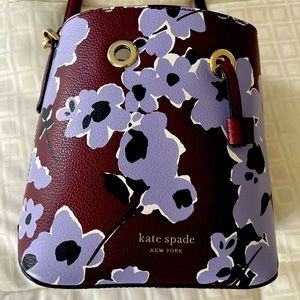 Kate Spade bucket bag